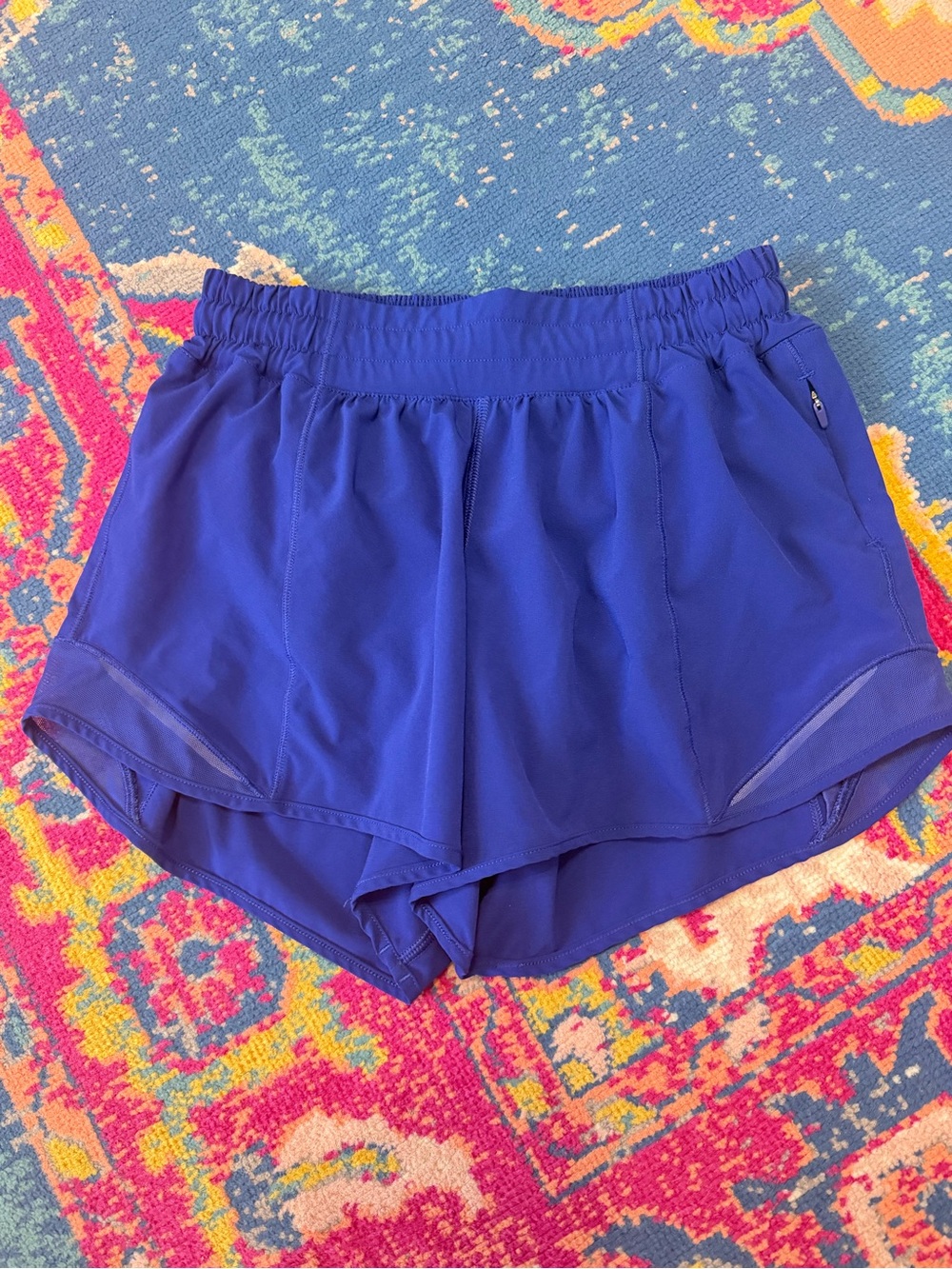 Lululemon blue Hotty hot shorts size 4 XS low rise 4” inseam tall